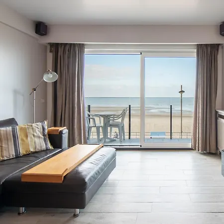 Beautiful 3-bedroom With Sea View Apartment