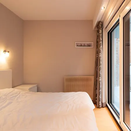 In With Sea View Apartment