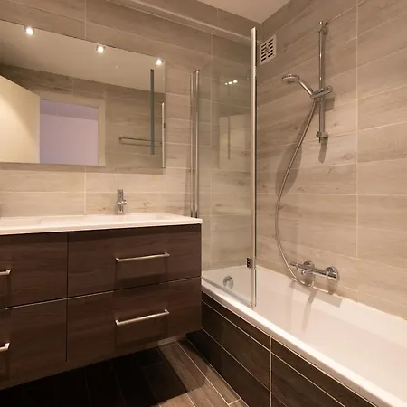 Apartment Beautiful 3-bedroom With Sea View